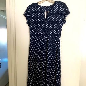 Lindy Bop fit-and-flare keyhole dress